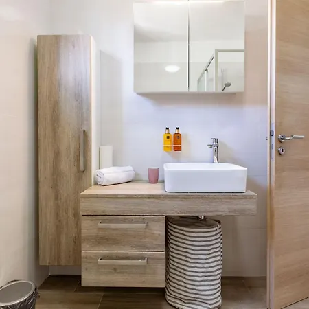 Olive Three Bedroom * Zadar