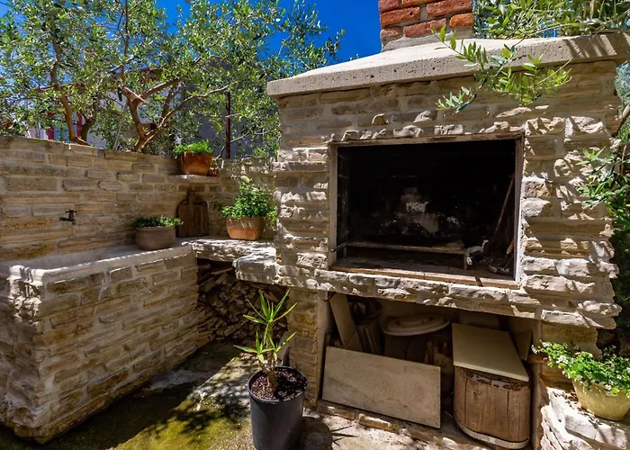 Olive Three Bedroom דירה *