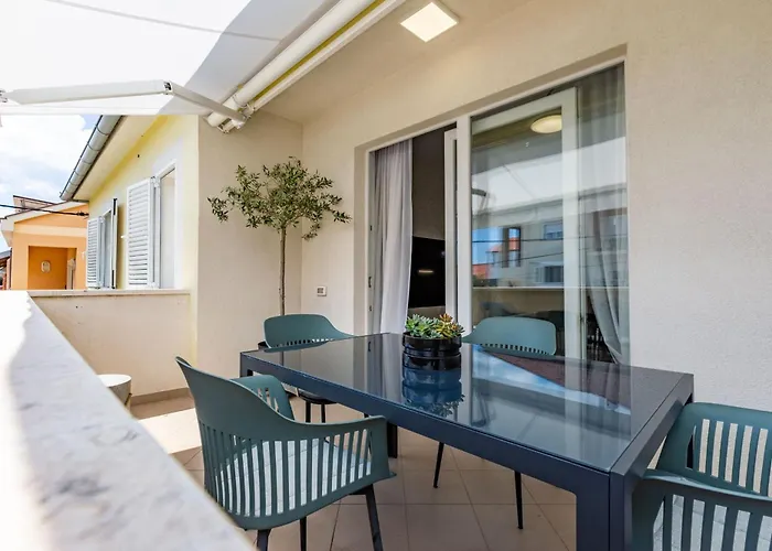 Olive Three Bedroom דירה זאדאר