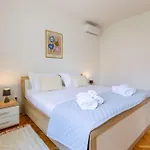 Olive Three Bedroom *