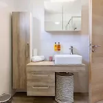 Olive Three Bedroom * Zadar