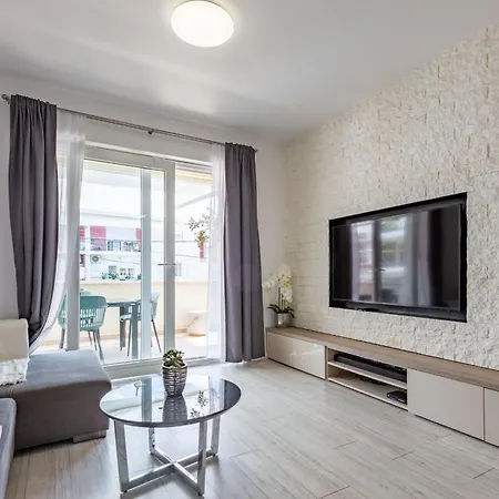 Apartament Olive Three Bedroom *