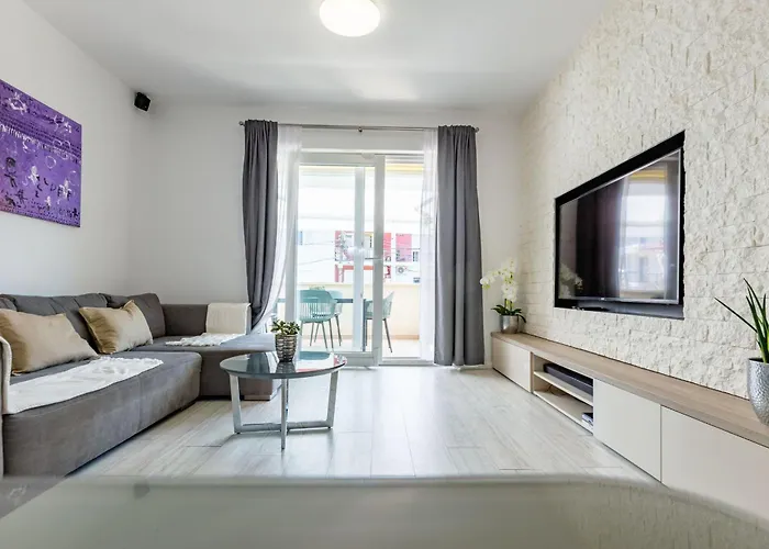 Olive Three Bedroom Apartman *